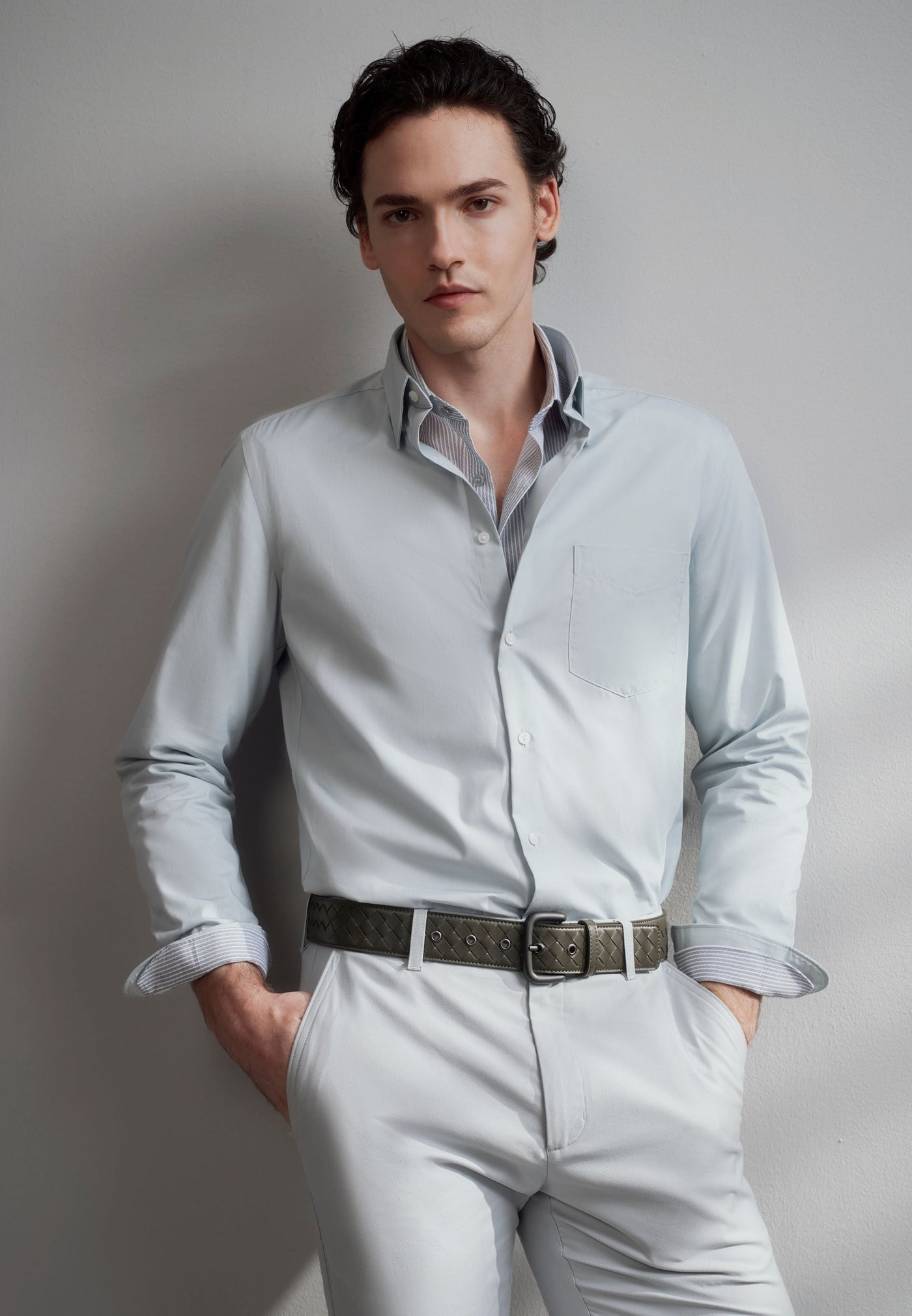 เสื้อเชิ้ตแขนยาวแบบทางการสำหรับผู้ชาย Smart Fit
