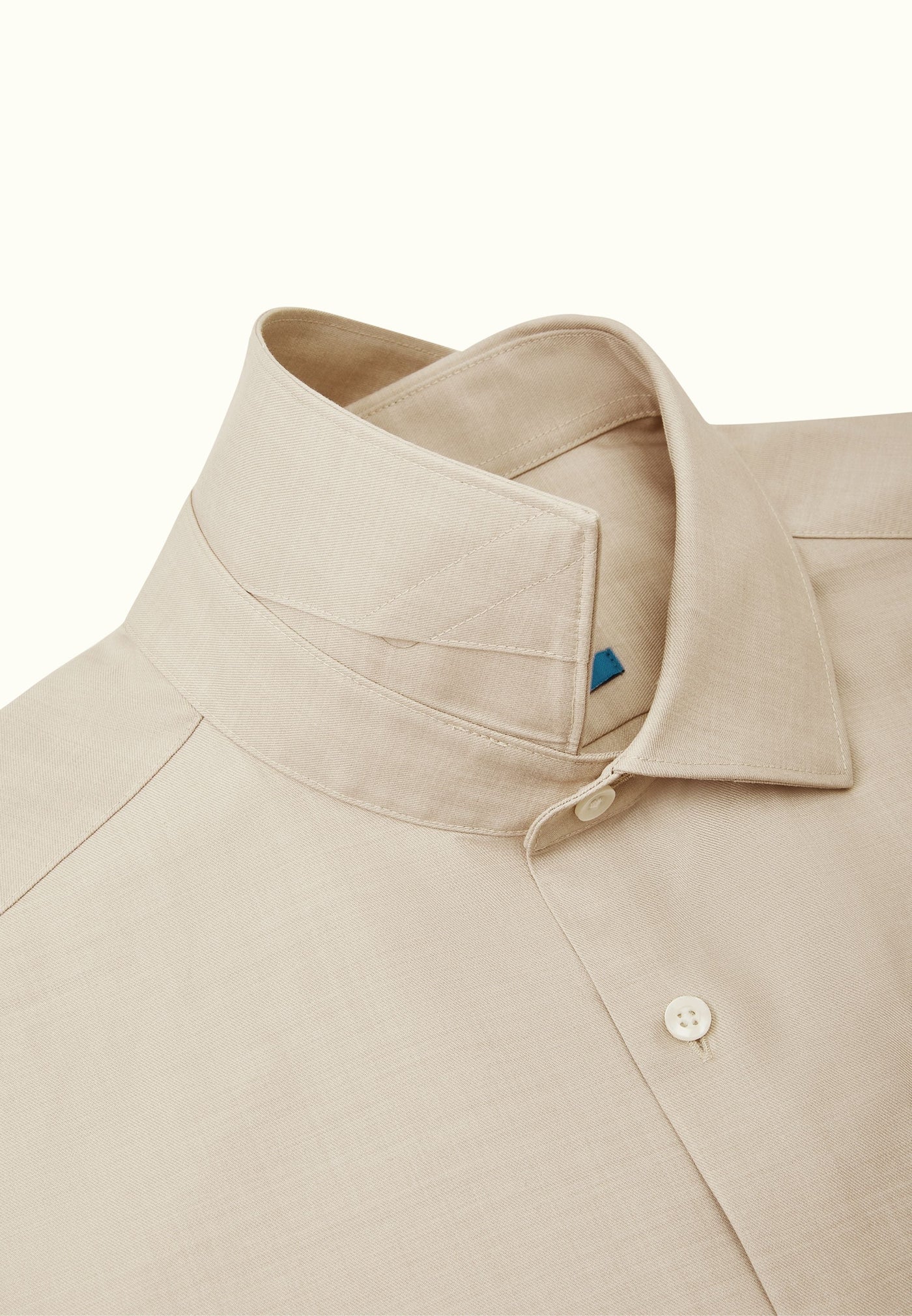 เสื้อเชิ้ตแขนยาวแบบทางการสำหรับผู้ชาย Smart Fit