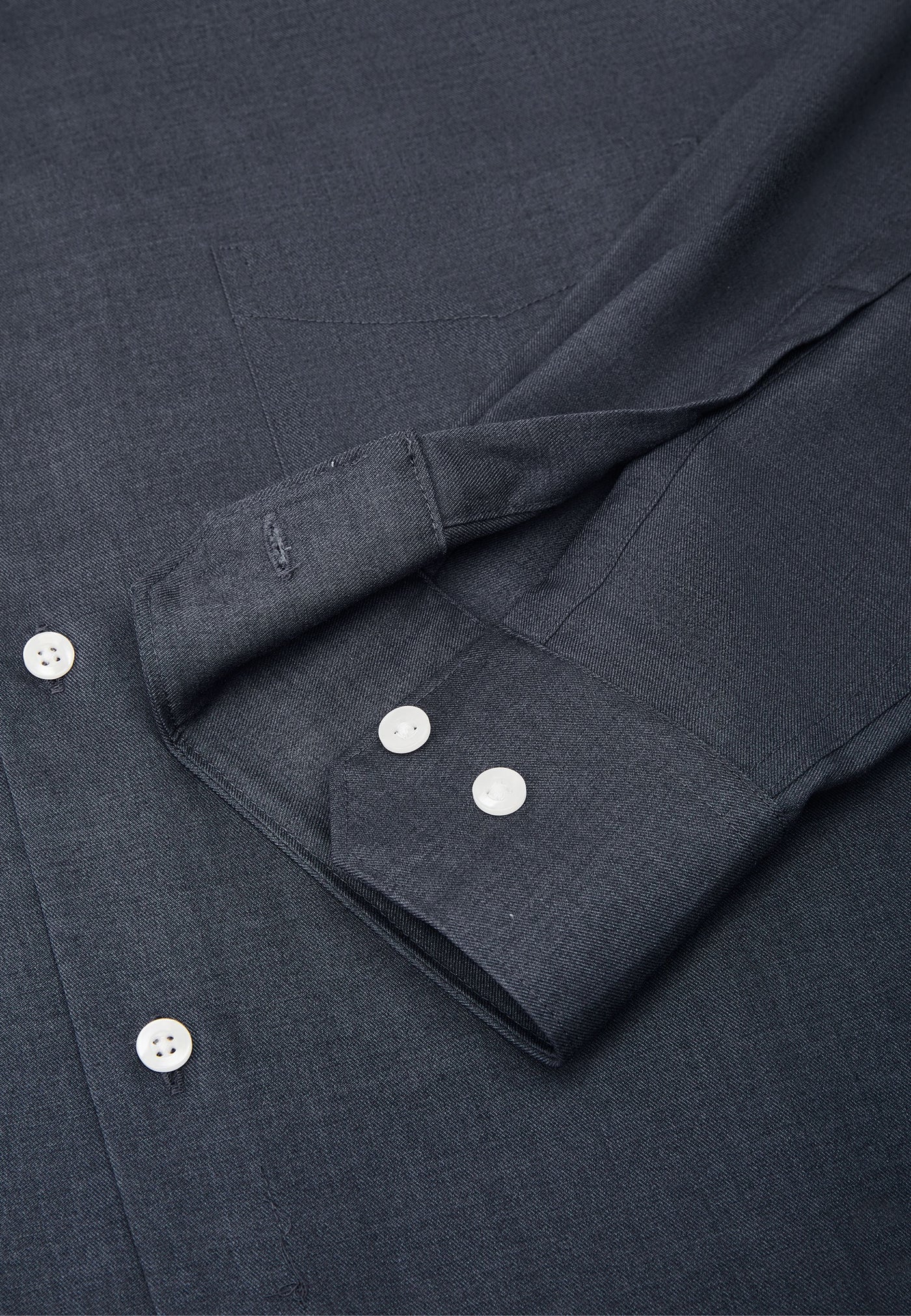 เสื้อเชิ้ตแขนยาวแบบทางการสำหรับผู้ชาย Smart Fit