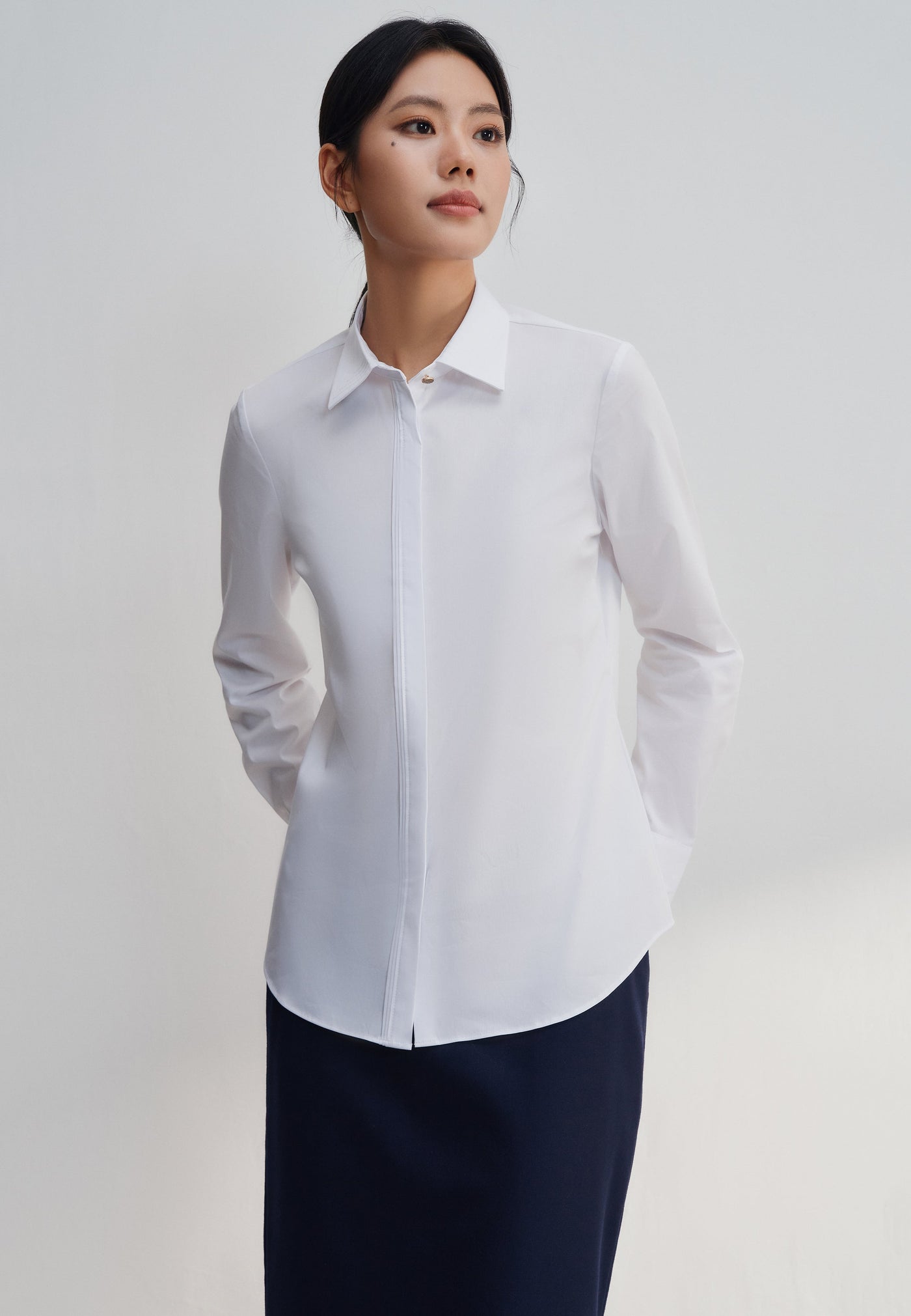 Women Clothing Easy Care Cotton Blened Fine Twill Shirt Slim Fit