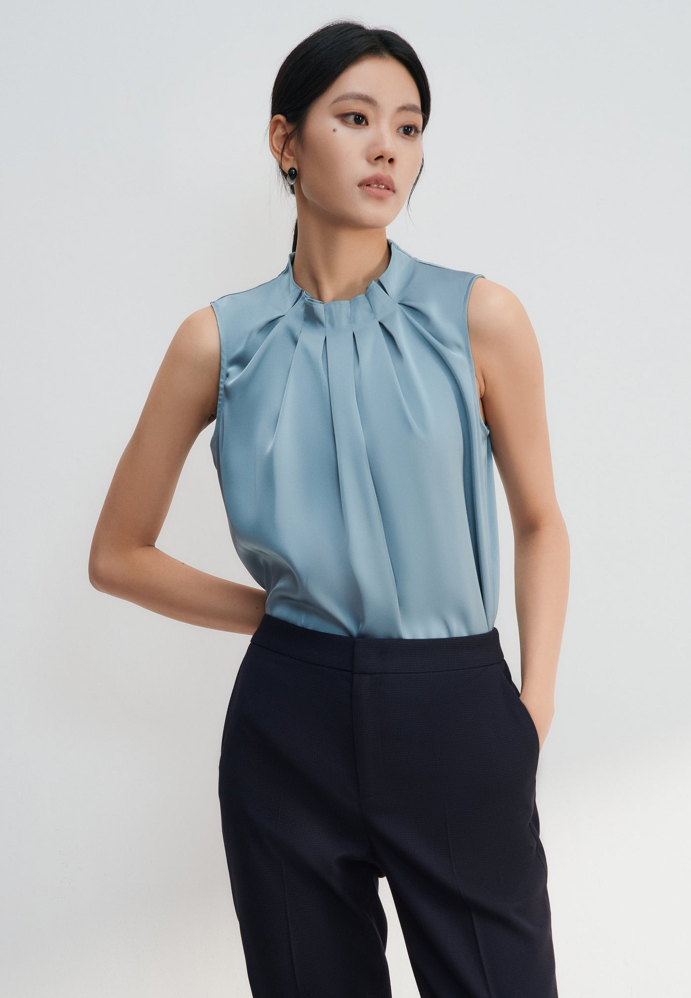 Women Clothing Satin Pleated Stand Collar Sleeveless Blouse Regular Fit