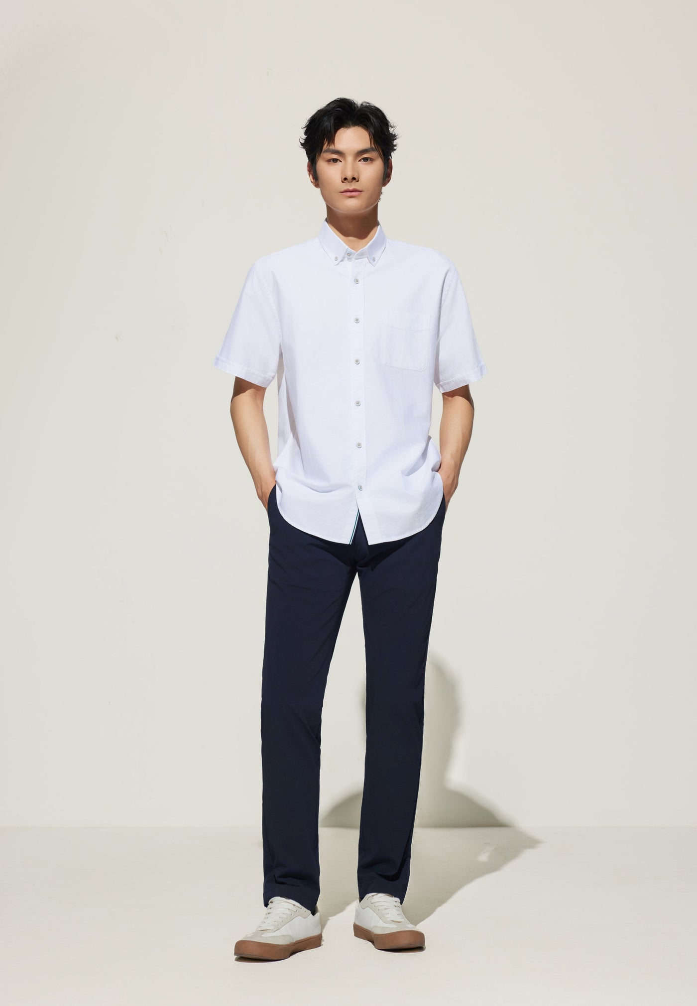 เสื้อเชิ้ตแขนสั้นลำลองสำหรับผู้ชาย Comfort Fit