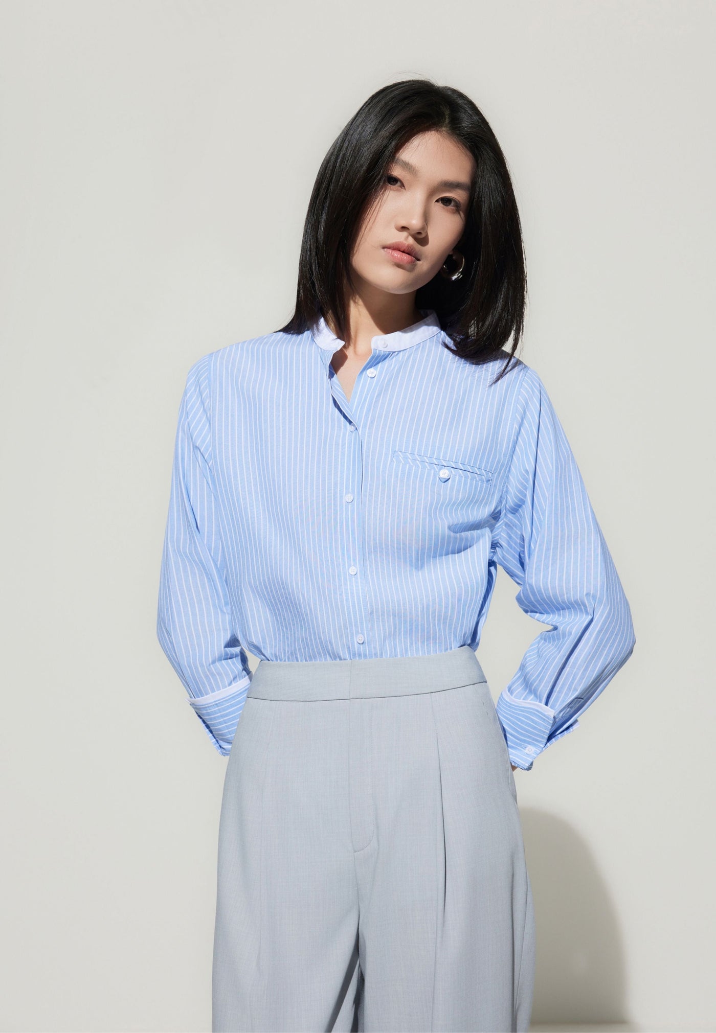 เสื้อเชิ้ตลำลองสำหรับผู้หญิง Relaxed Fit