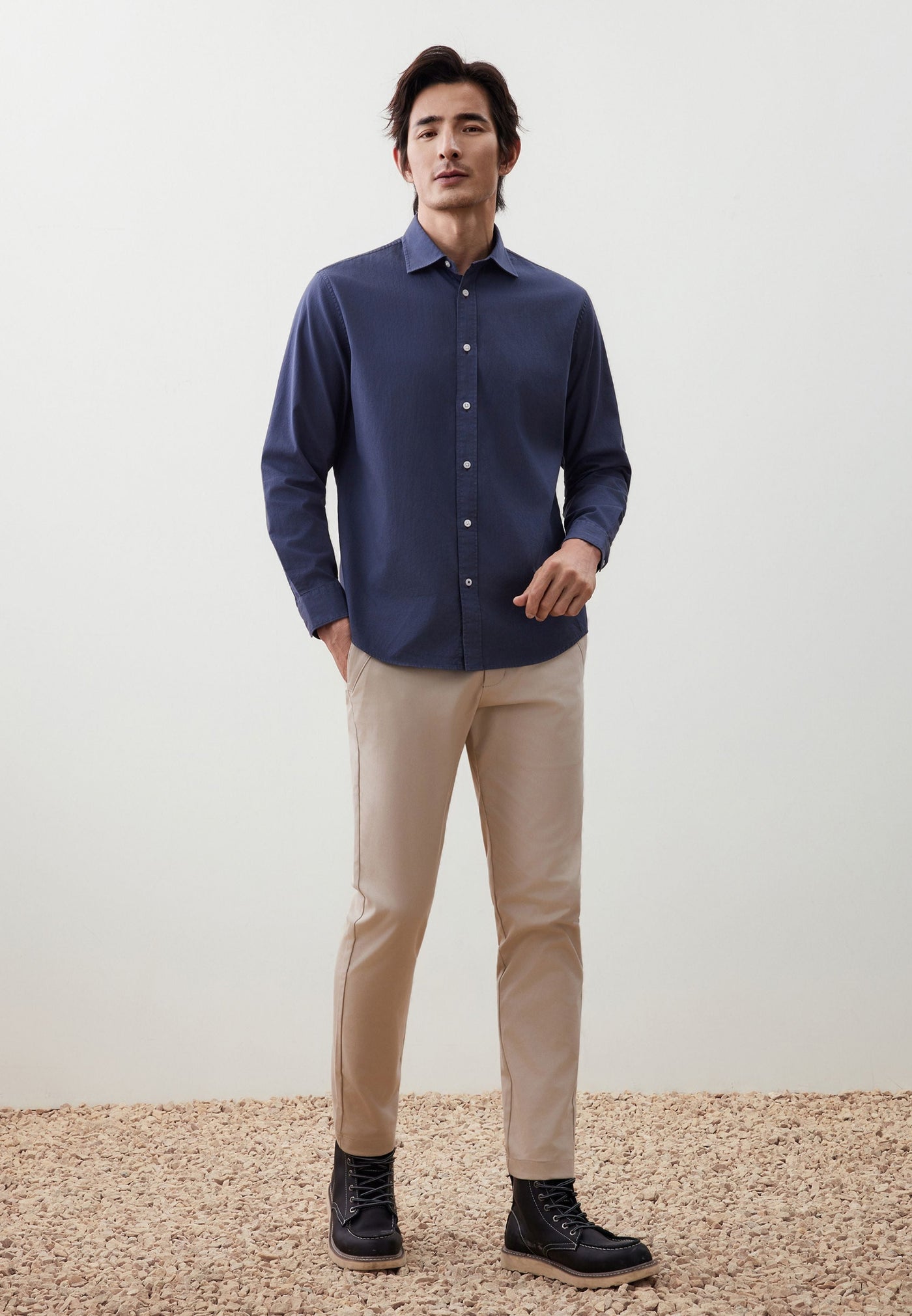 เสื้อเชิ้ตแขนยาวลำลองสำหรับผู้ชาย Comfort Fit