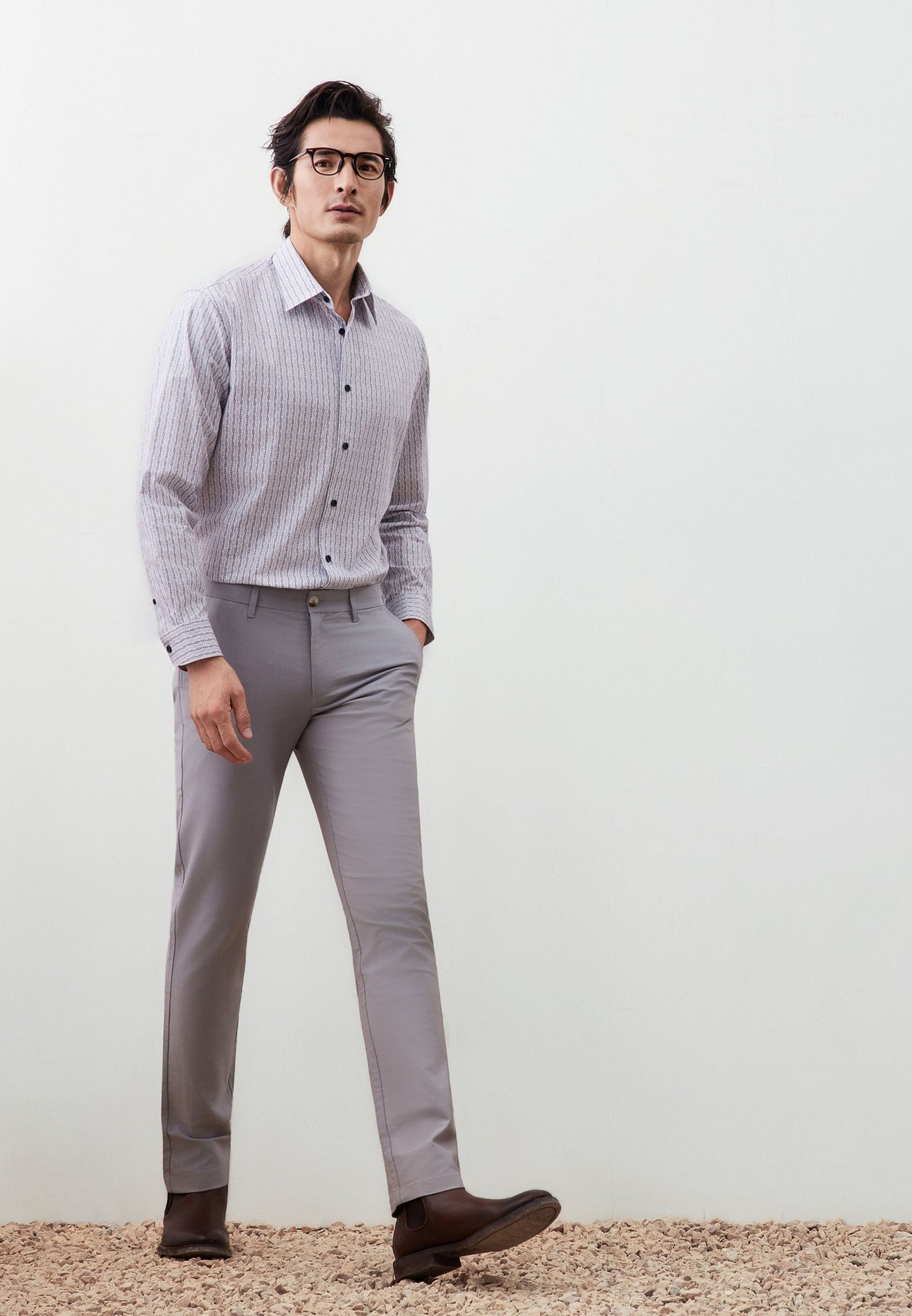 เสื้อเชิ้ตแขนยาวลำลองสำหรับผู้ชาย Comfort Fit