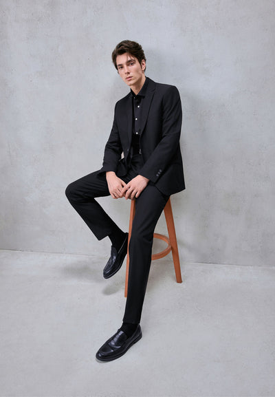 เสื้อเชิ้ตแขนยาวแบบทางการสำหรับผู้ชาย Smart Fit