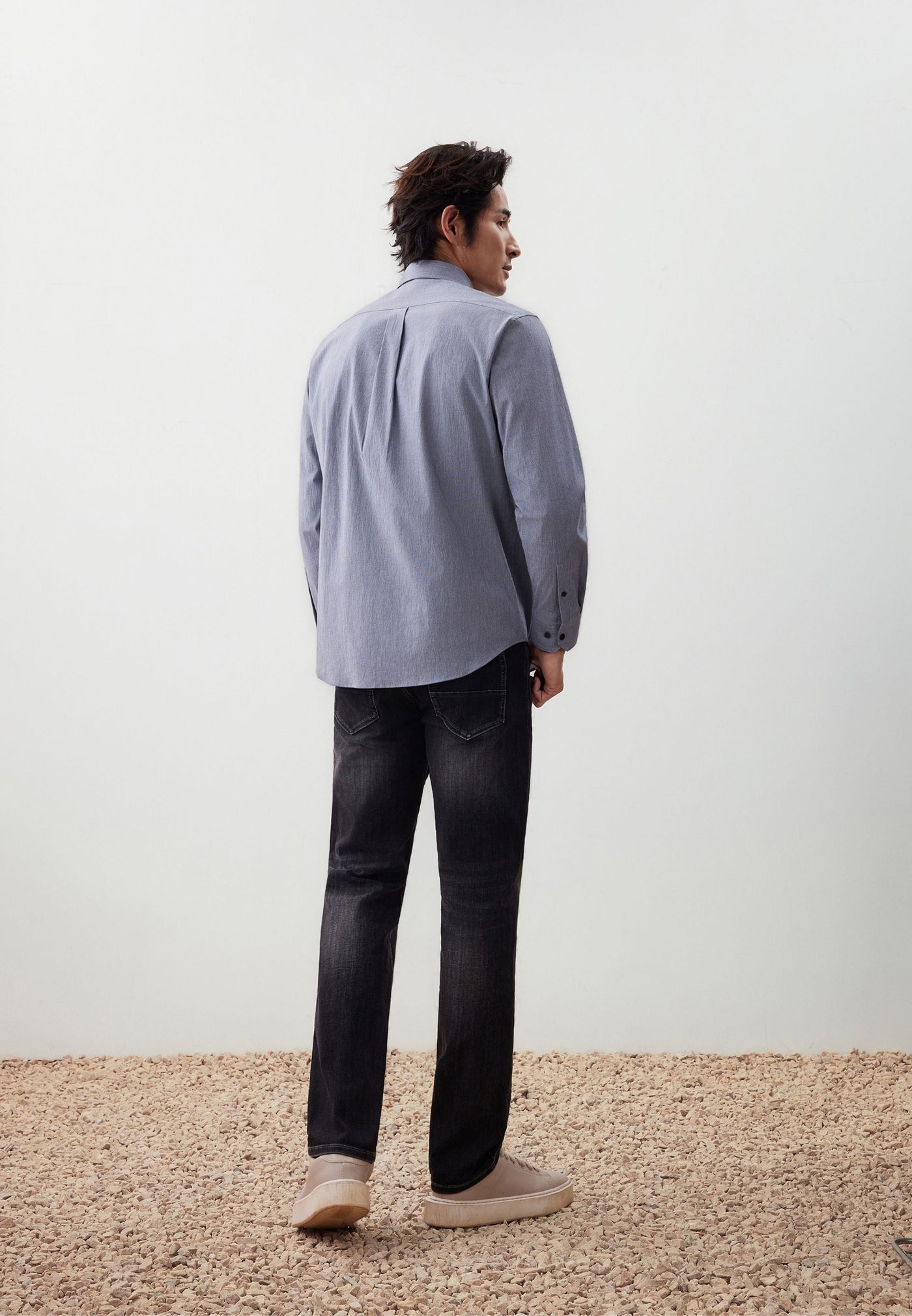 เสื้อเชิ้ตแขนยาวลำลองสำหรับผู้ชาย Comfort Fit