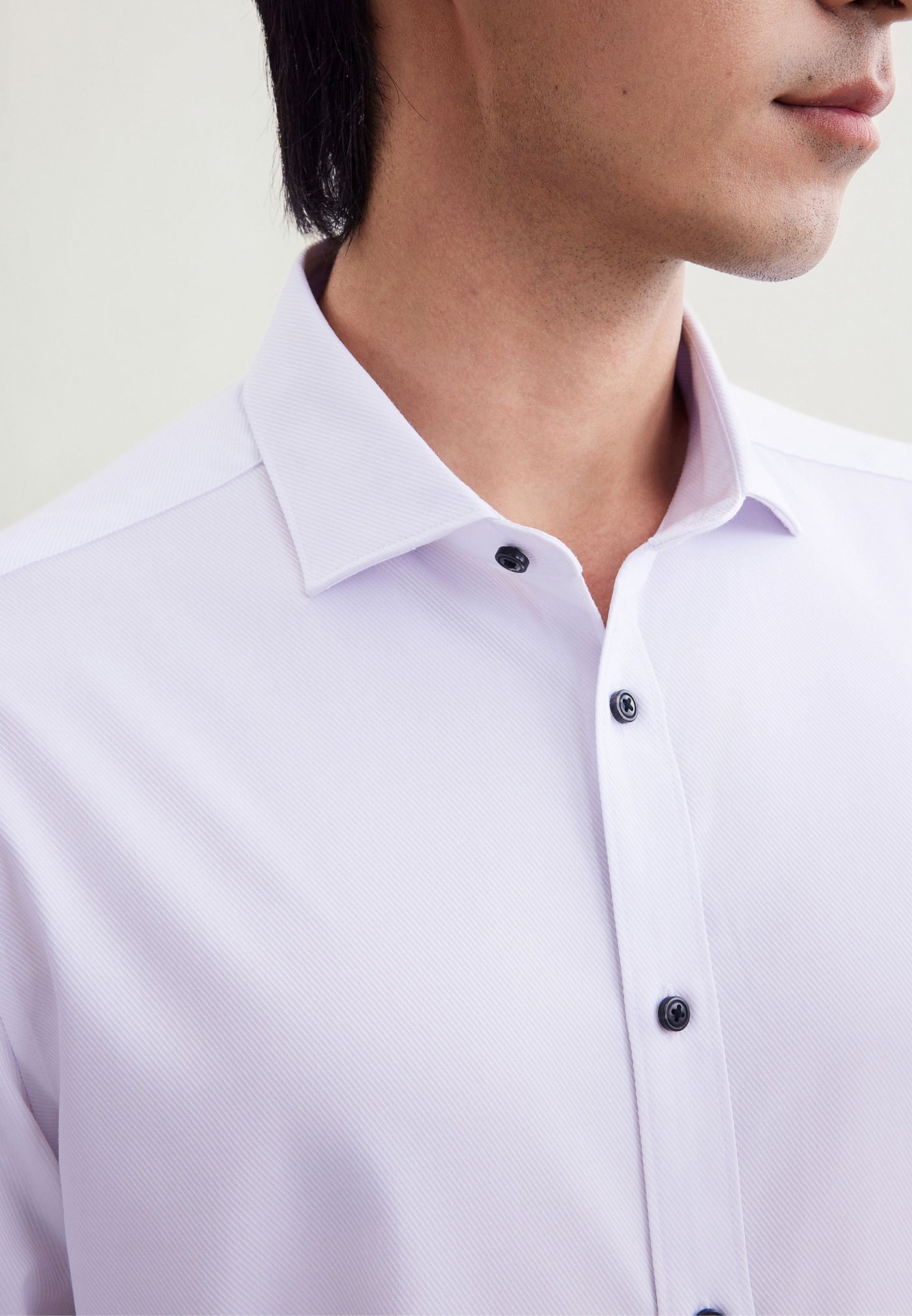 เสื้อเชิ้ตแขนยาวแบบทางการสำหรับผู้ชาย Smart Fit