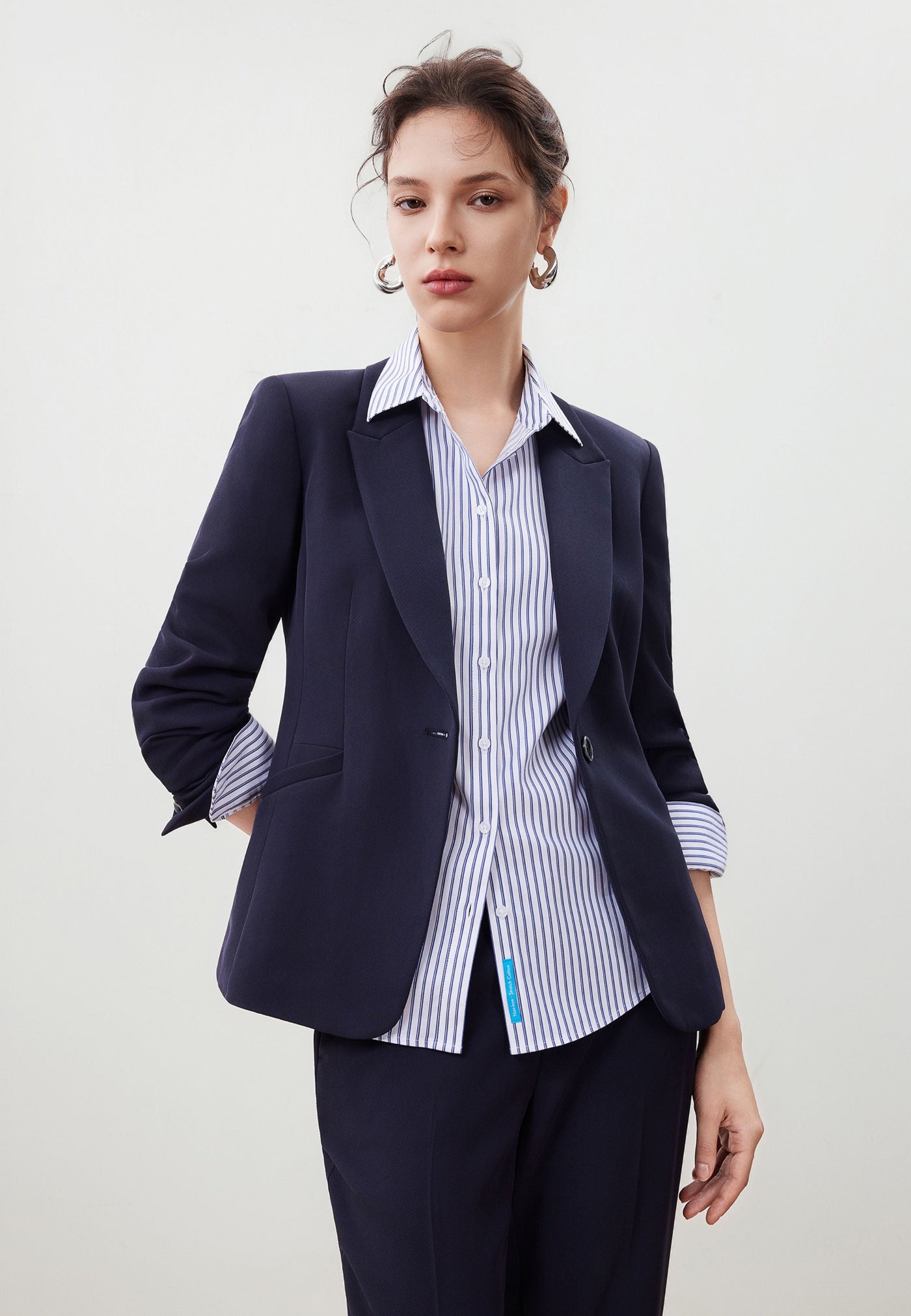 เสื้อสูทสำหรับผู้หญิง Slim Fit