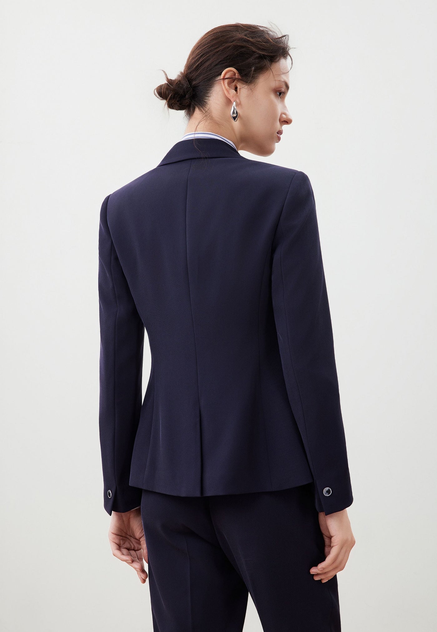 เสื้อสูทสำหรับผู้หญิง Slim Fit