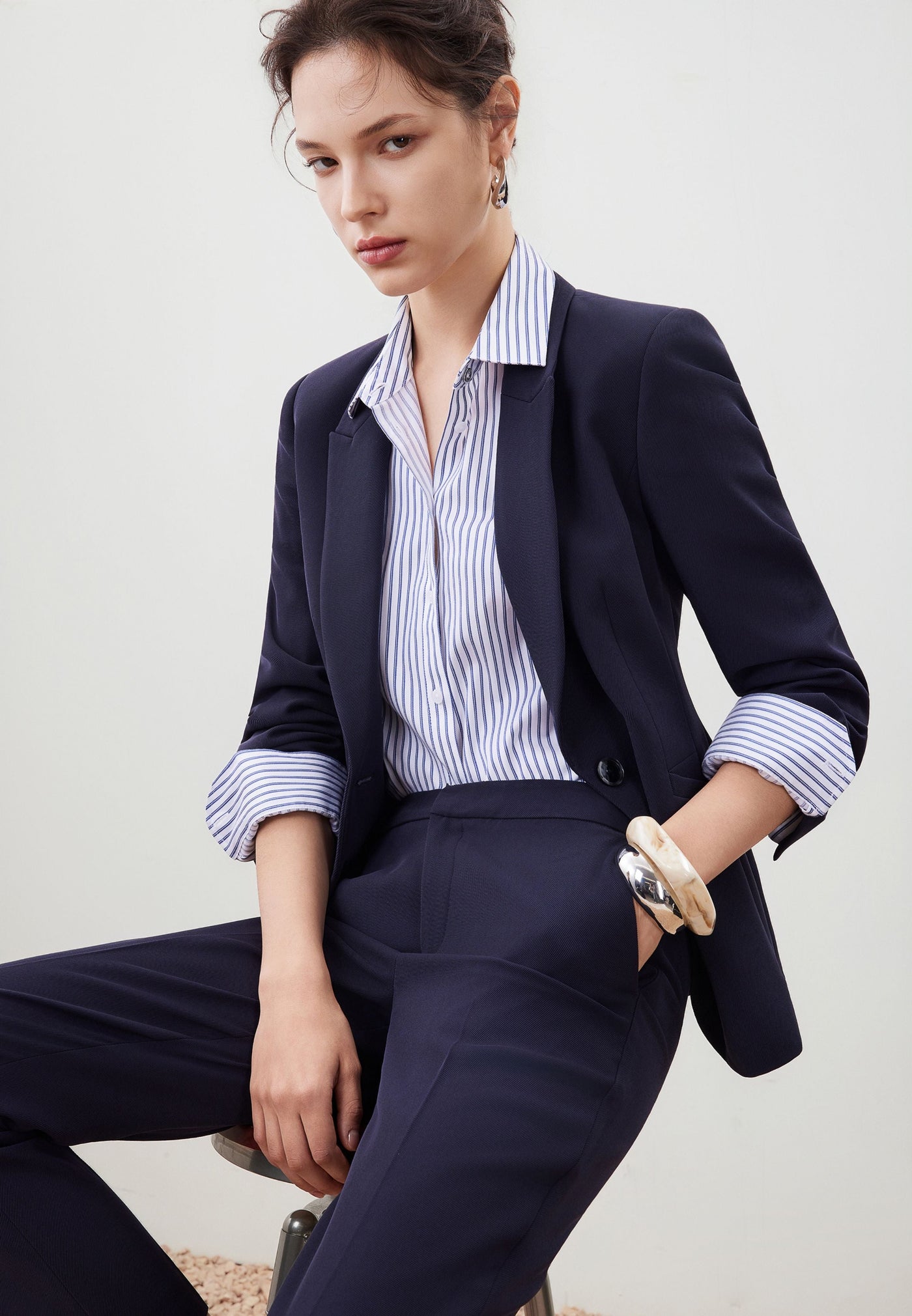 เสื้อสูทสำหรับผู้หญิง Slim Fit