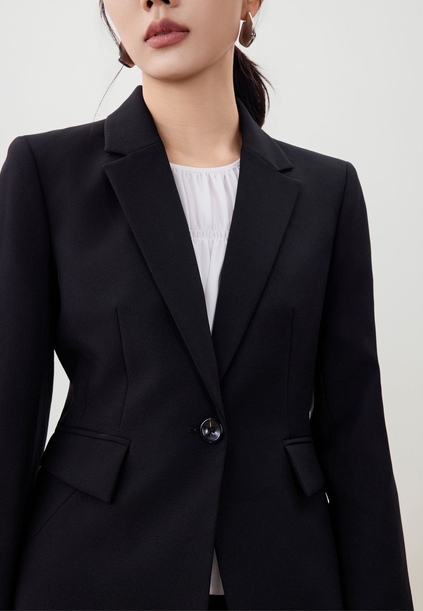 เสื้อสูทสำหรับผู้หญิง Slim Fit