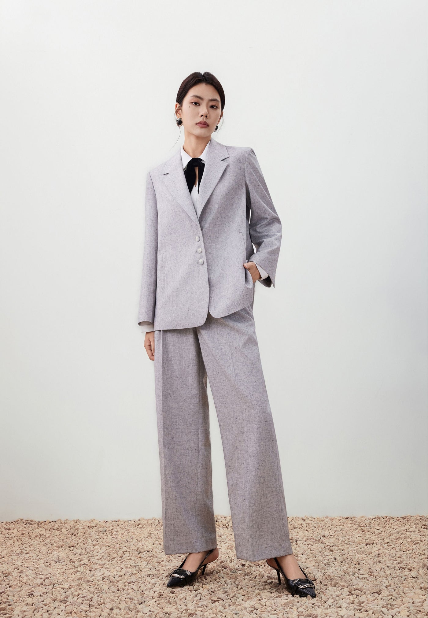 เสื้อสูทสำหรับผู้หญิง Bell Fit