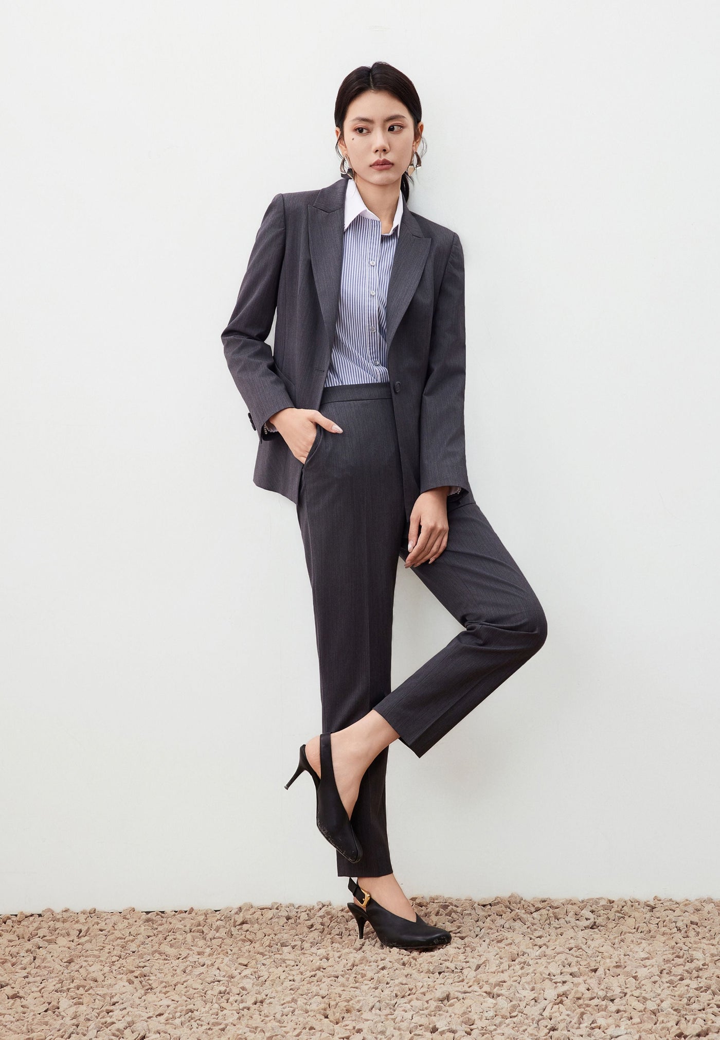 เสื้อเชิ้ตแบบทางการสำหรับผู้หญิง Slim Fit