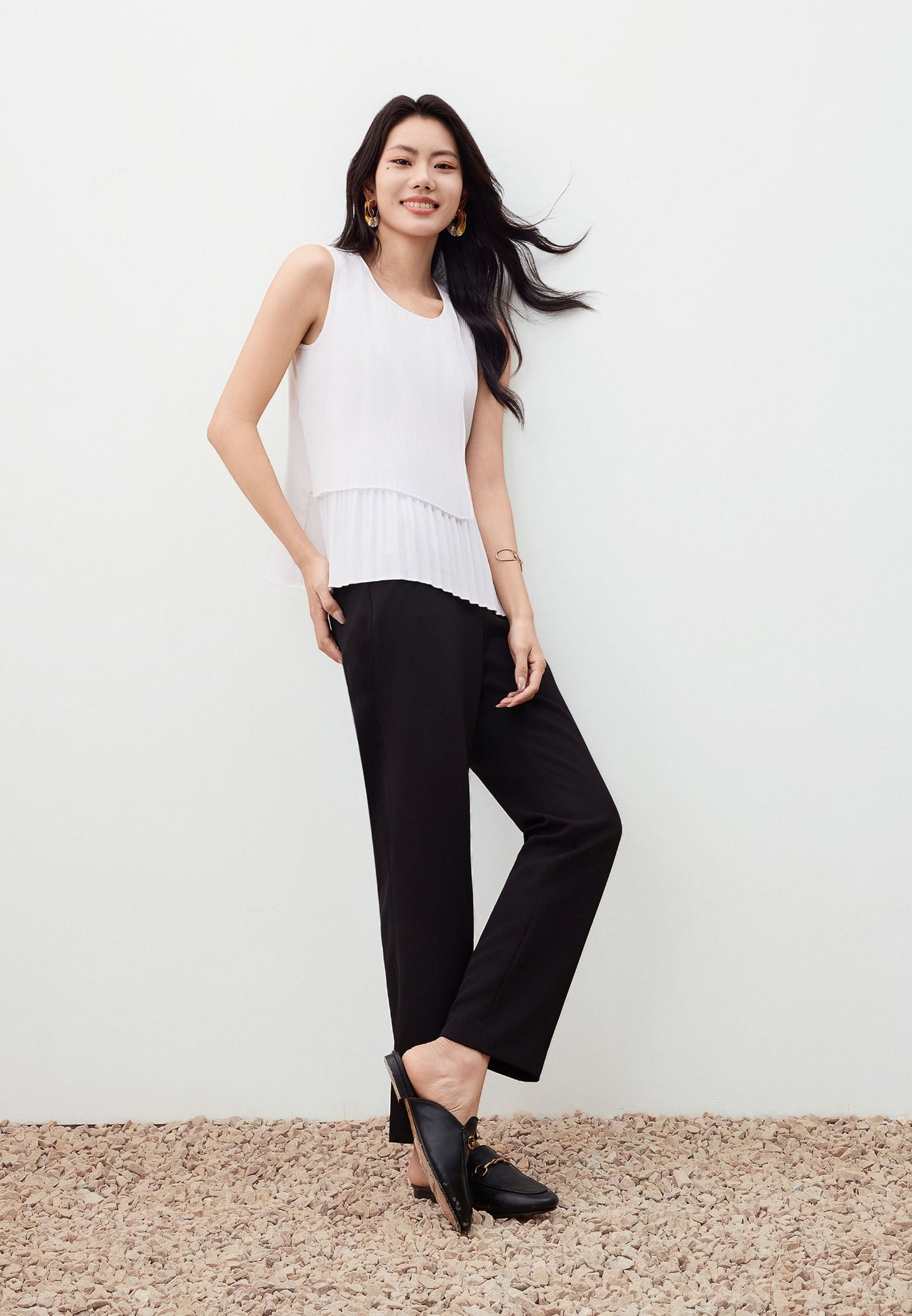 Women Clothing Sleeveless Gradient Pleat Puff Shoulder Blouse Regular Fit