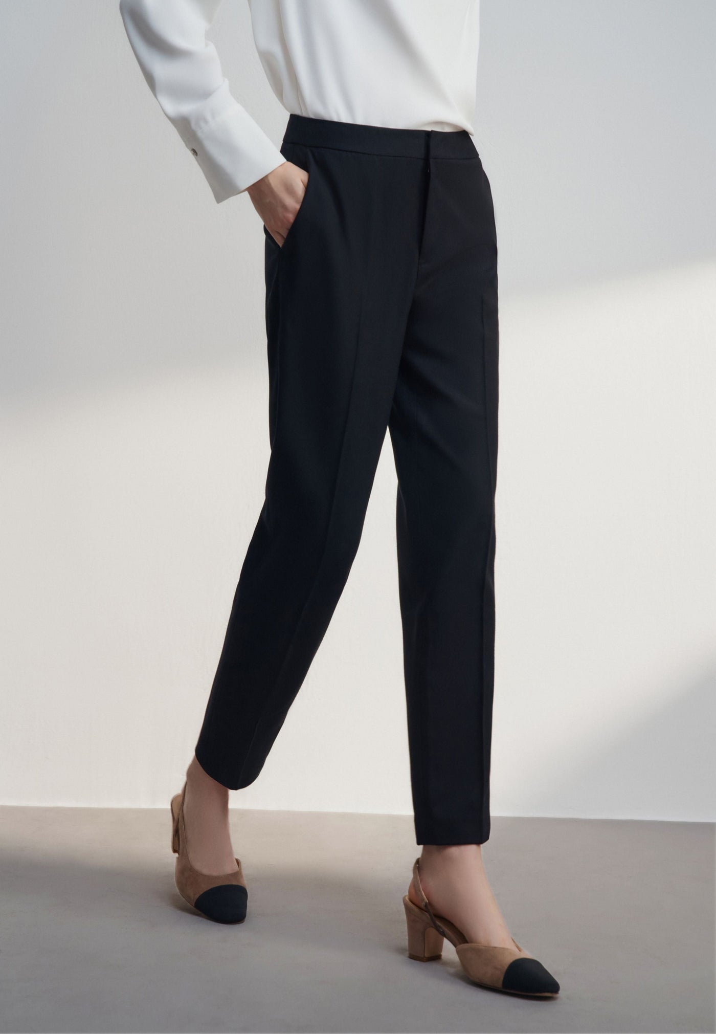 กางเกงสูทสำหรับผู้หญิง Cigarette Shape