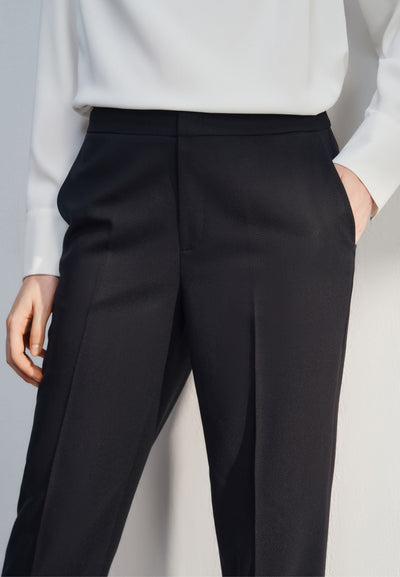 กางเกงสูทสำหรับผู้หญิง Cigarette Shape