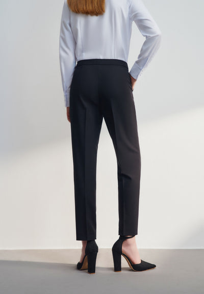 กางเกงสูทสำหรับผู้หญิง Cigarette Shape