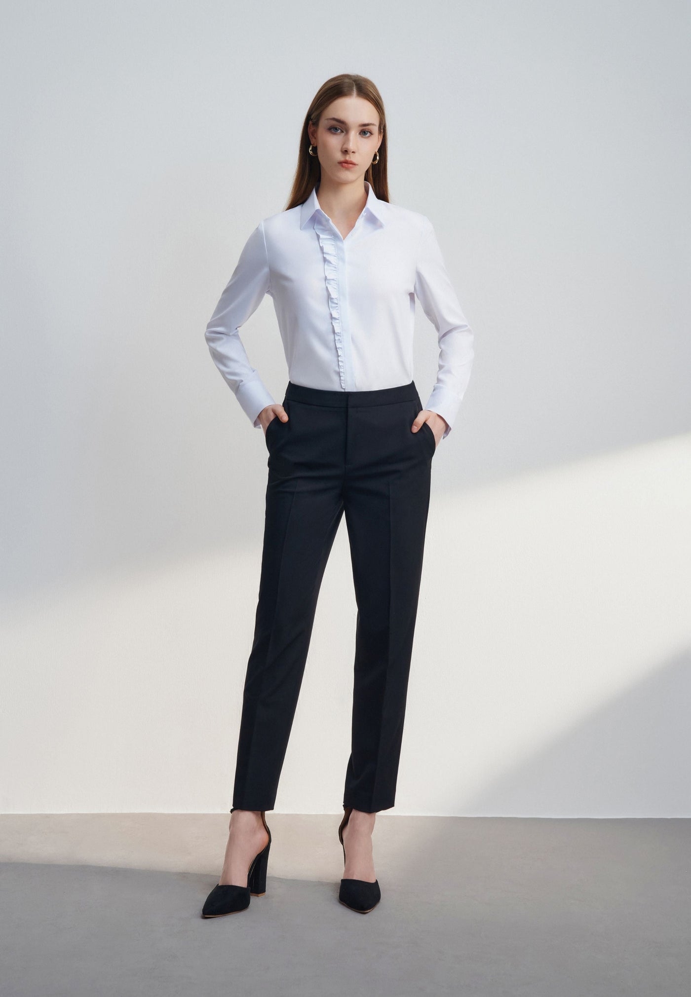 กางเกงสูทสำหรับผู้หญิง Cigarette Shape