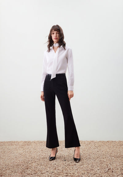 กางเกงขายาวสำหรับผู้หญิง Flare Shape