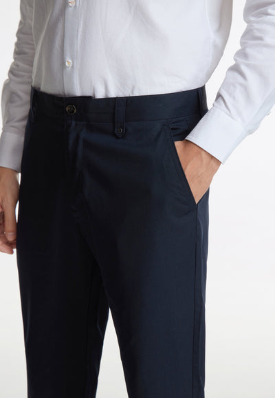 กางเกงขายาวแบบลำลองผู้ชาย - ทรงแท็ปเปอร์